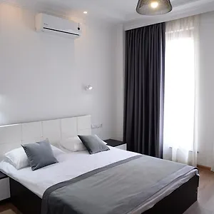  Konukevi Gantiadi